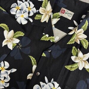 NWT Hilo Hattie Original Hawaiian Camp Shirt Mens 2XL Black Blue White Floral